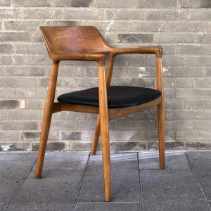 KENNEDY ARM CHAIR